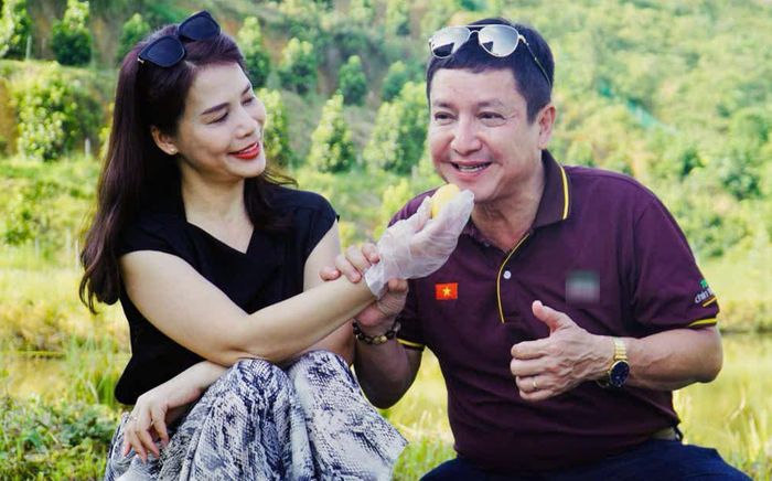 NSƯT Chí Trung không muốn có con với bạn gái Á hậu kém 17 tuổi vì một lý do, già sẽ vào viện dưỡng lão