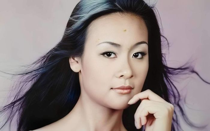 Hoa hậu Bảo Ngọc vô tình phát hiện bị ung thư, phải qua 16 lần hóa trị, uống thuốc 10 năm
