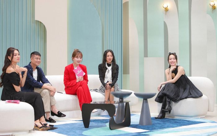 Hari Won, Diệu Nhi xin lỗi Mạnh Kiên trên sóng truyền hình