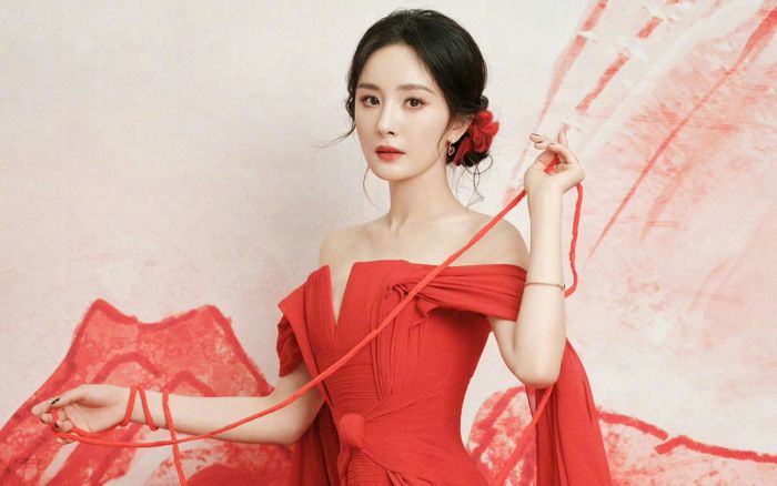 2 nỗi ám ảnh khiến Dương Mịch thua trước Triệu Lệ Dĩnh