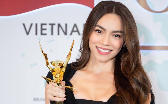 Hồ Ngọc Hà vẫn có sở đoản dù giành nhiều kỷ lục