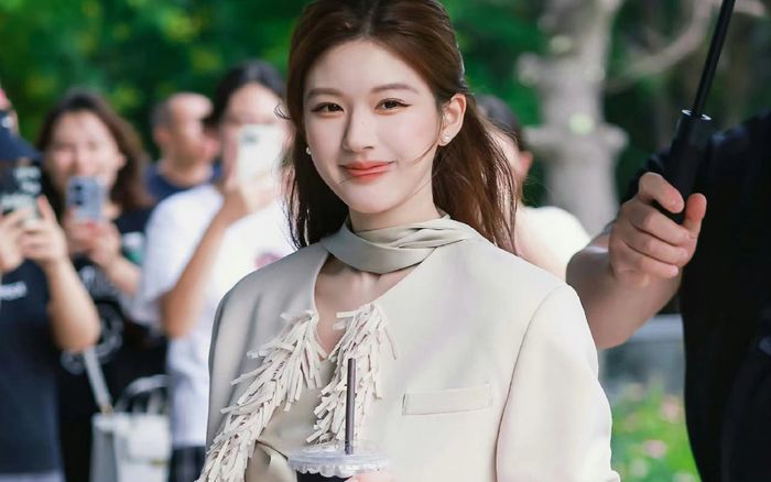 Khán giả mất dần hứng thú với phim mới của Triệu Lộ Tư