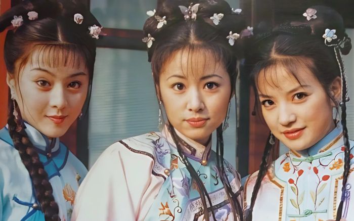 Ảnh cũ cách đây 26 năm chứng minh đẳng cấp bất bại của Triệu Vy, Phạm Băng Băng cũng không sánh bằng