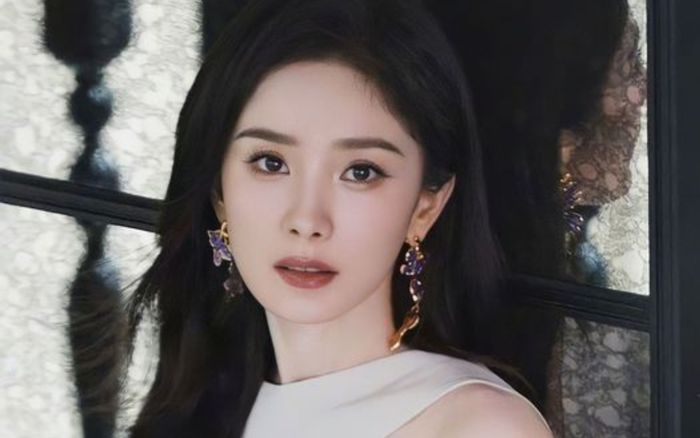 Dương Mịch rục rịch trở lại đường đua tiểu hoa 85, Triệu Lệ Dĩnh và Lưu Diệc Phi phải coi chừng