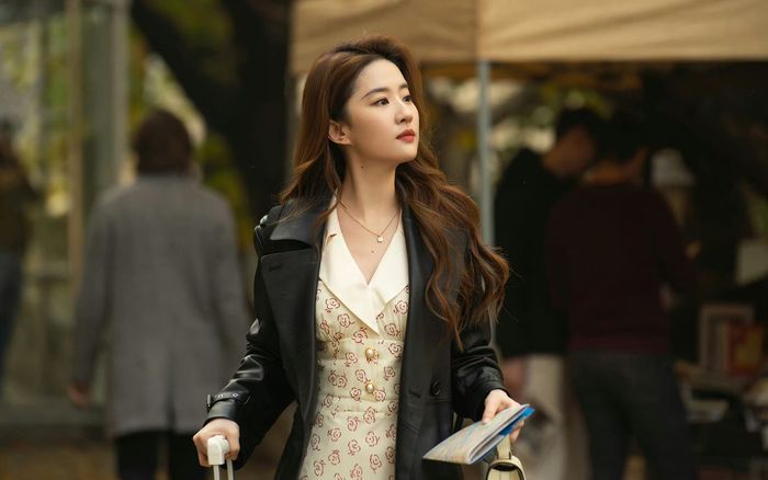 Lưu Diệc Phi bị mỉa mai vì không chịu đóng vai phụ