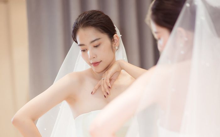 'Ảnh cưới' của Nam Em bị soi là ảnh mạng