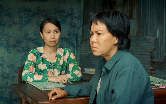 Cẩm Ly gây sốt trong phim mới của Việt Hương