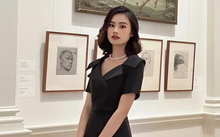 Hoa hậu Ý Nhi diện đồ hiệu đến trường ở Úc