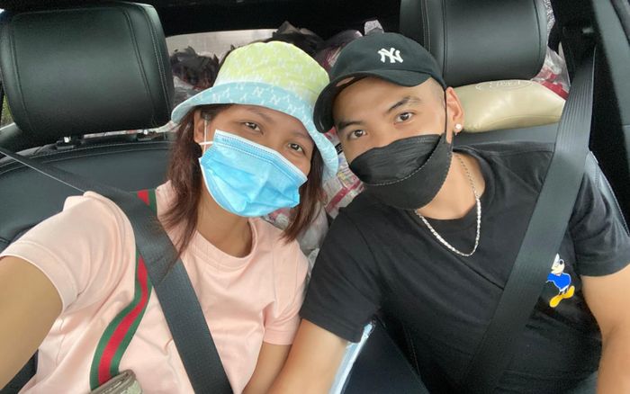 H'Hen Niê và bạn trai công khai ảnh thân mật