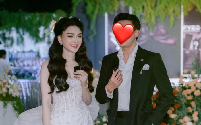 Lâm Khánh Chi được nam diễn viên 'để ý', danh tính tưởng lạ mà quen