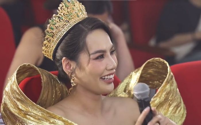 Hoa hậu Lê Hoàng Phương bị phản ứng vì diện mạo 'đứng tuổi'