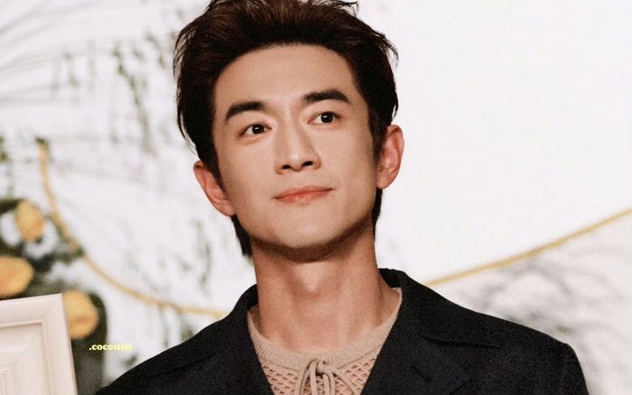 Lâm Canh Tân công khai con trai, danh tính mẹ bé Rồng con gây chú ý