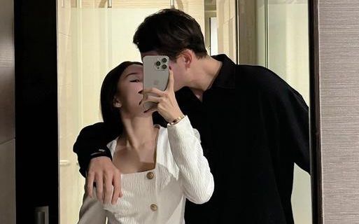 Tình yêu thầm lặng của Yến Xuân dành cho thủ môn Đặng Văn Lâm