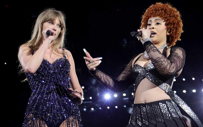 Nữ ca sĩ có hành động tinh tế khi thấy khán giả chế giễu ca khúc của Taylor Swift