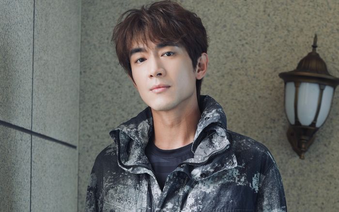 Lâm Canh Tân khoe 'có con gái' ở tuổi 36