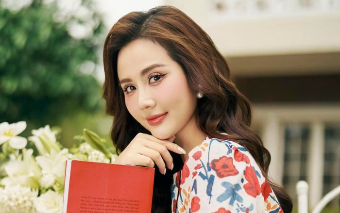 Huyền Lizzie khoe quả ngọt có được sau thời gian dài cố gắng, khán giả nườm nượp xin vía