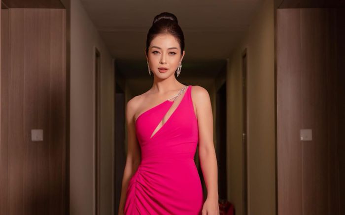 Jennifer Phạm sau gần 2 thập kỷ đăng quang: Sự nghiệp thăng hoa, hôn nhân viên mãn