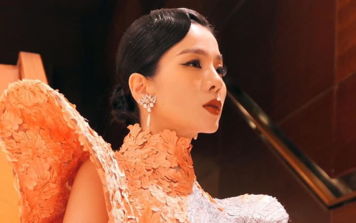 Lệ Quyên đẹp ra sao mà được khen 'xứng đáng có một vạn người yêu'?