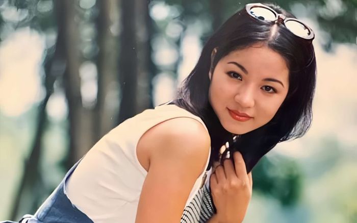 Nữ diễn viên Việt bị hải quan nước ngoài giữ lại, liên quan việc ngủ trên máy bay