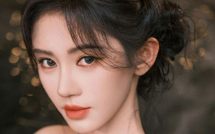 Cúc Tịnh Y thăng hạng sự nghiệp vượt bậc hậu rời công ty quản lý