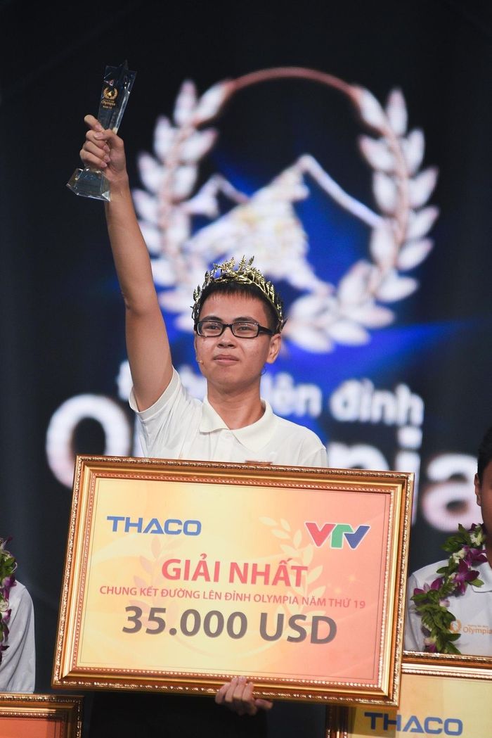 Quán quân Olympia duy nhất không chọn đi du học ÚC là ai?