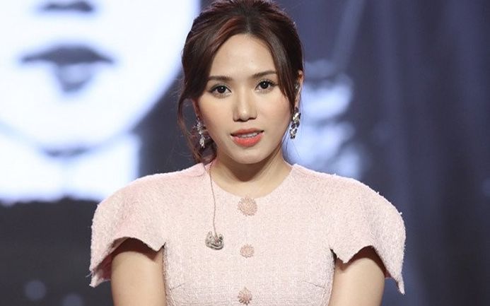 Chuyện gì đang xảy ra với Thùy Chi?