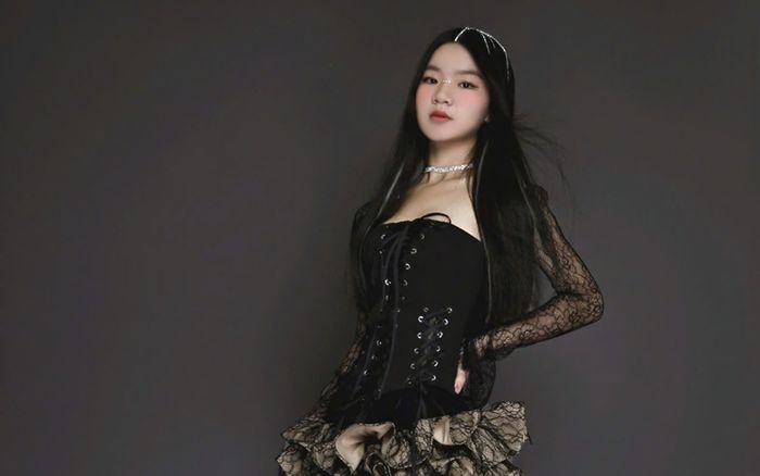 Nàng mẫu 17 tuổi gây xôn xao mạng xã hội với bộ ảnh đậm chất Kpop