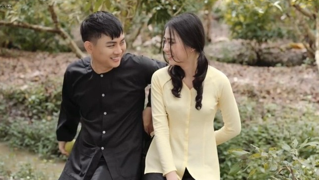 MV có sự góp mặt của bạn gái Hoài Lâm tên gì?