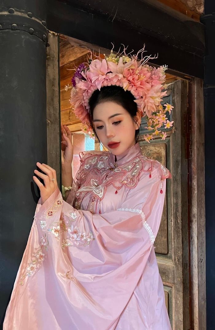 Vì sao nữ Tiktoker lại có tên là Hằng Du Mục?