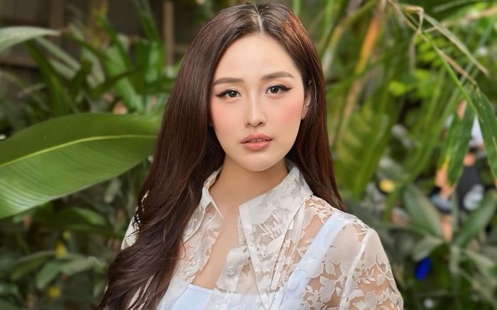 Chuyện gì đang xảy ra với Mai Phương Thúy?