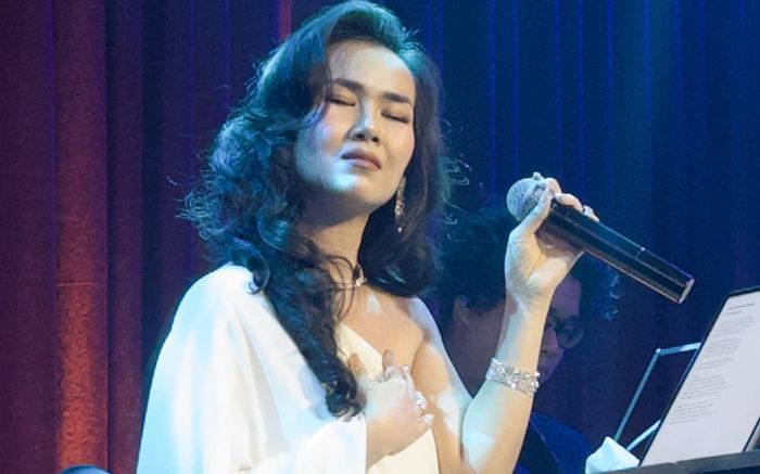 Võ Hạ Trâm nhớ sân khấu khi đang ở những tháng cuối của thai kỳ