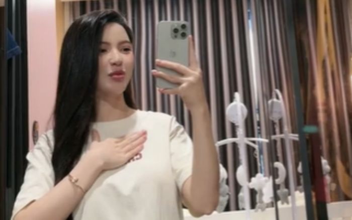 Vợ Quang Hải hé lộ cuộc sống sau sinh, buồn chán vì điều này