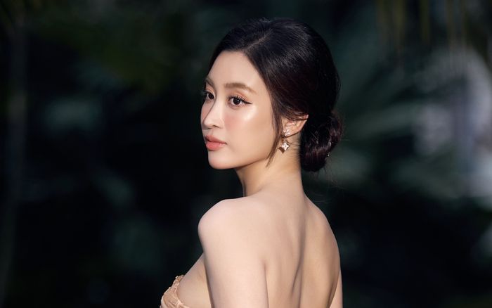 Đỗ Mỹ Linh tự ti sau khi sinh con