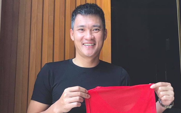 Đoàn Văn Hậu và bài học 1,4 tỷ đồng của Lê Công Vinh