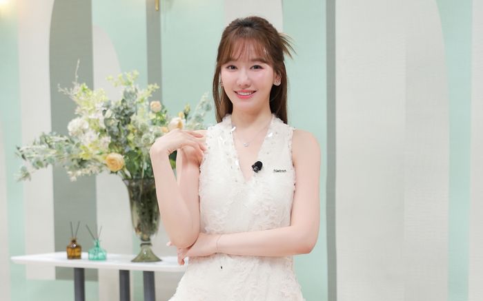 Hari Won hoá chuẩn 'tắc kè hoa' tại Đảo Thiên Đường