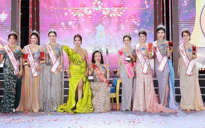 Xúc động đêm chung kết Hoa hậu Doanh nhân Hoà bình 2024