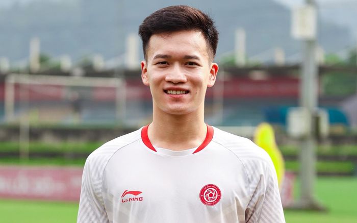 Tiền vệ Hoàng Đức đến HAGL của bầu Đức?