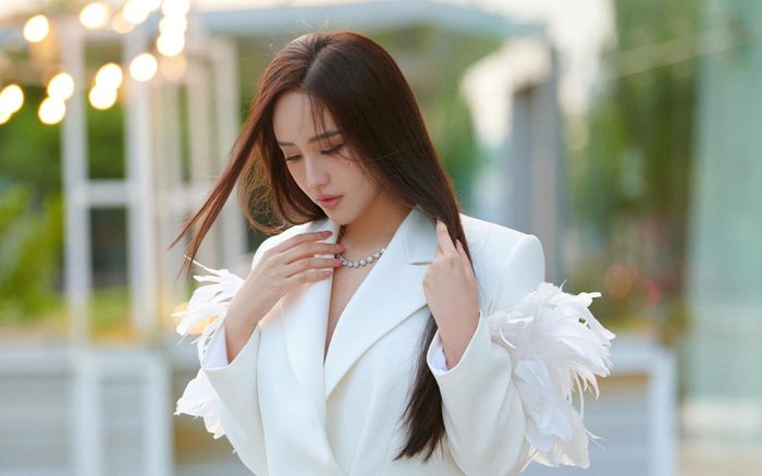 Chuyện tình của Mai Phương Thúy và doanh nhân giàu có đang gặp sóng gió?