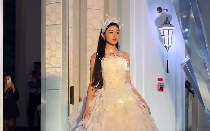 Con gái Quyền Linh thừa nhận sai sót khi lấn sân làm người mẫu