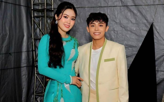 MC đêm nhạc tiết lộ tính cách thật của Hồ Văn Cường