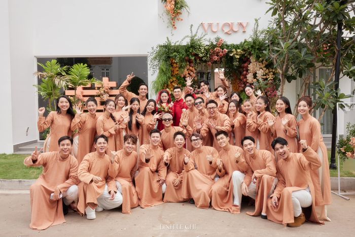 Midu đã chi khoảng bao nhiêu tiền cho dàn bê tráp trong lễ ăn hỏi với thiếu gia Minh Đạt?