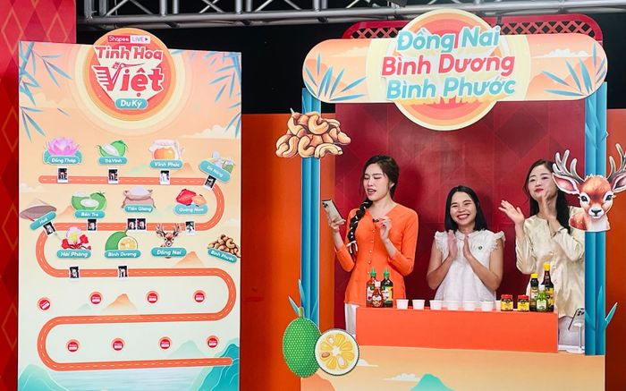 Đặc sản Việt phủ sóng livestream, cư dân mạng nhiệt tình chia sẻ và 'chốt đơn'