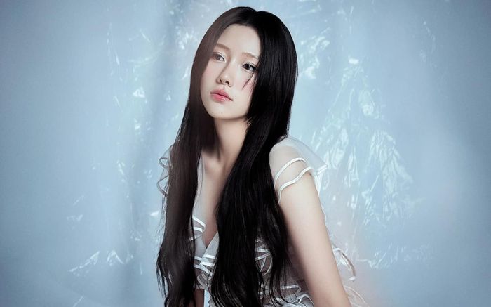 Em gái Trấn Thành đẹp ná thở trong bộ váy xuyên thấu sau khi báo tin vui lấy 'chồng'