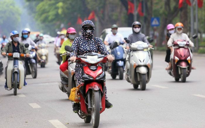 Miền Bắc và miền Trung bước vào đợt nắng nóng gay gắt