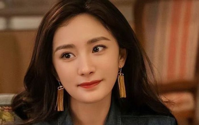 Thực hư câu chuyện Dương Mịch bỏ nghiệp diễn để đi làm ca sĩ?