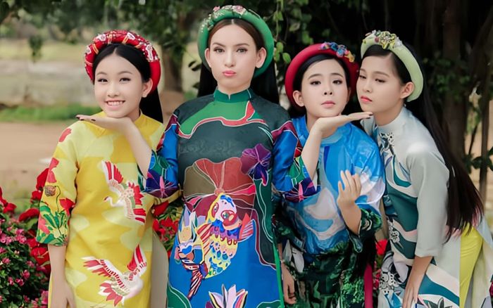 Con gái nuôi nhớ thương Phi Nhung, khoe 2 tấm ảnh đặc biệt khiến nhiều người rưng rưng