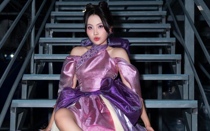 Một khán giả nhắn tin 'cầu cứu' Phương Mỹ Chi trong đêm