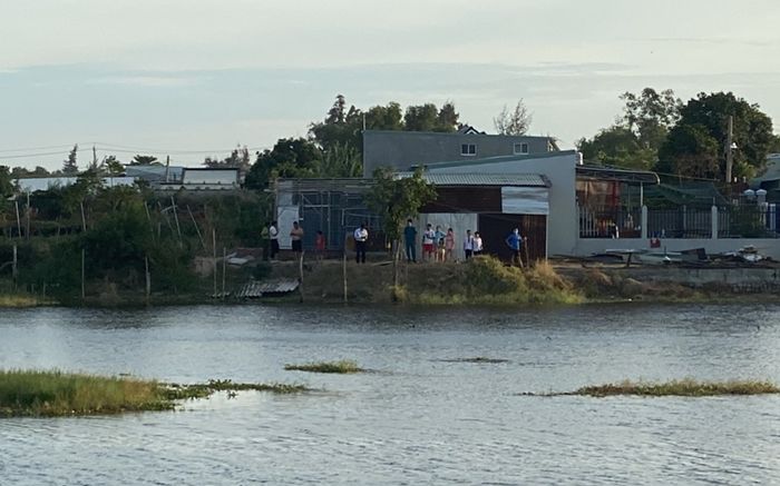 Người đàn ông 68 tuổi bị cá sấu tấn công, cảnh tượng khi tìm thấy khiến vợ con đau lòng