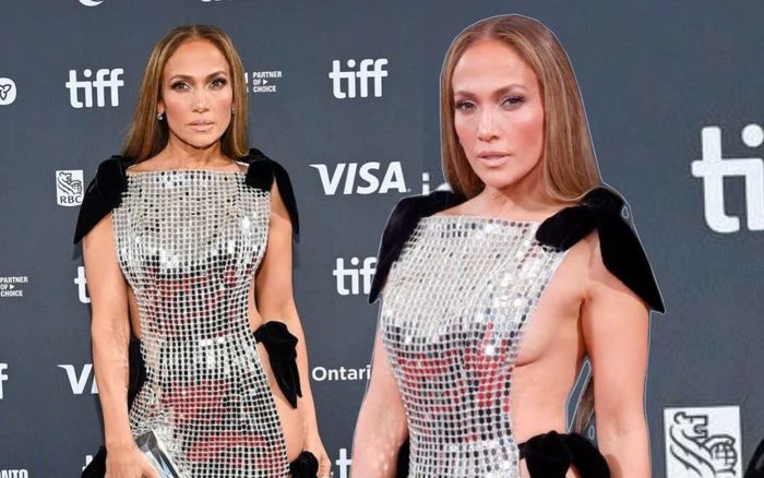 Jennifer Lopez khiến thế giới ồn ào với chiếc váy 'báo thù'