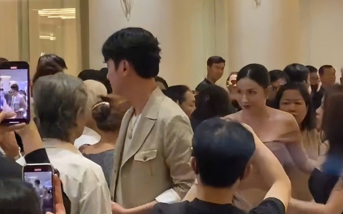 Một cặp đôi vướng tin đồn hẹn hò nay ngó lơ nhau ở đám cưới Anh Đức